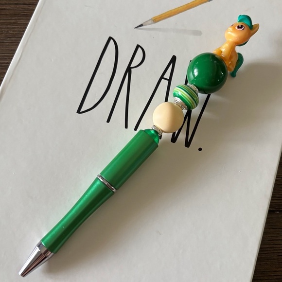 My Little Pony: Hitch Trailblazer handmade beaded pen - Picture 3 of 3